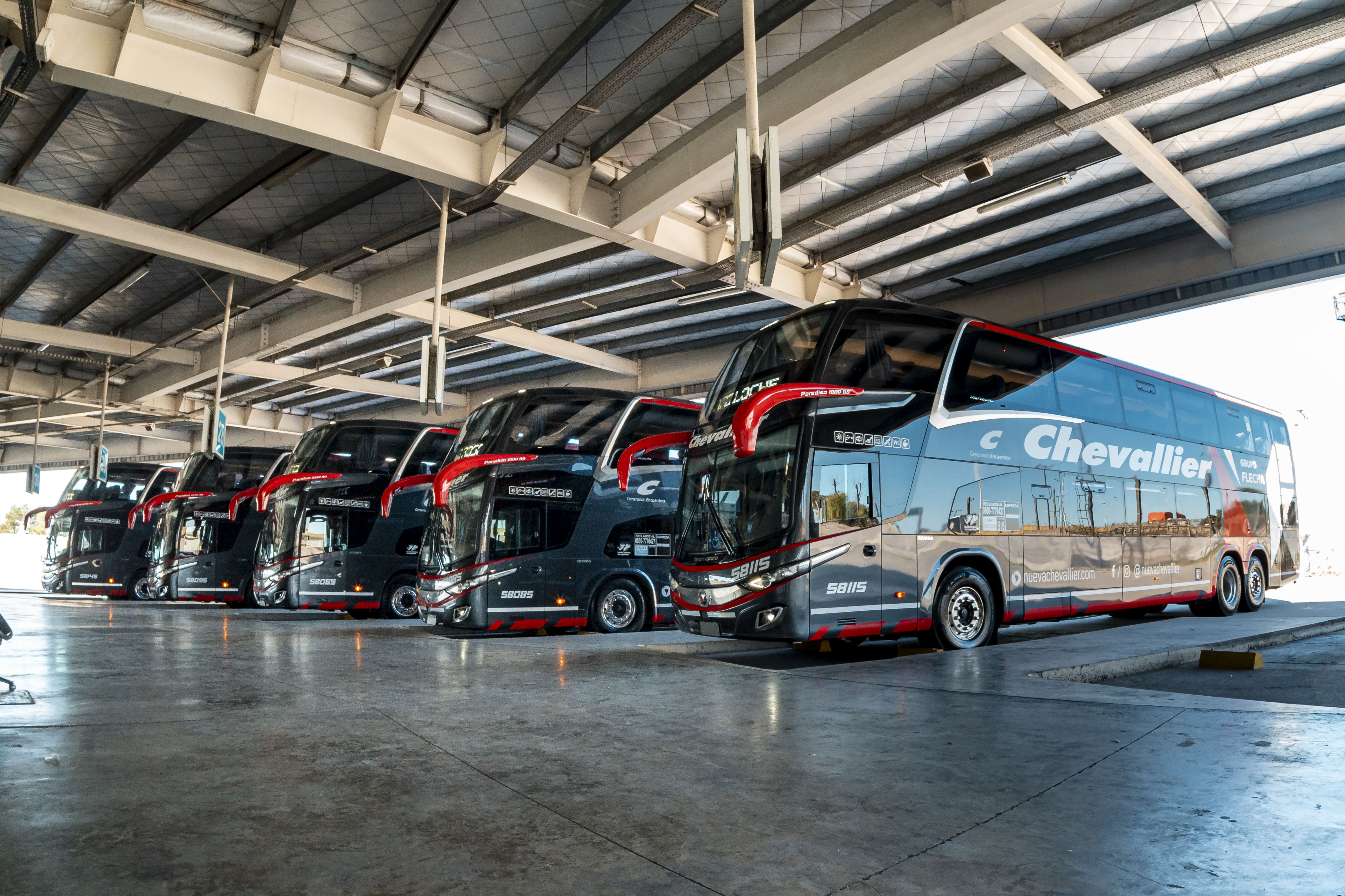 Transporte Corporativo y Larga Distancia: 4